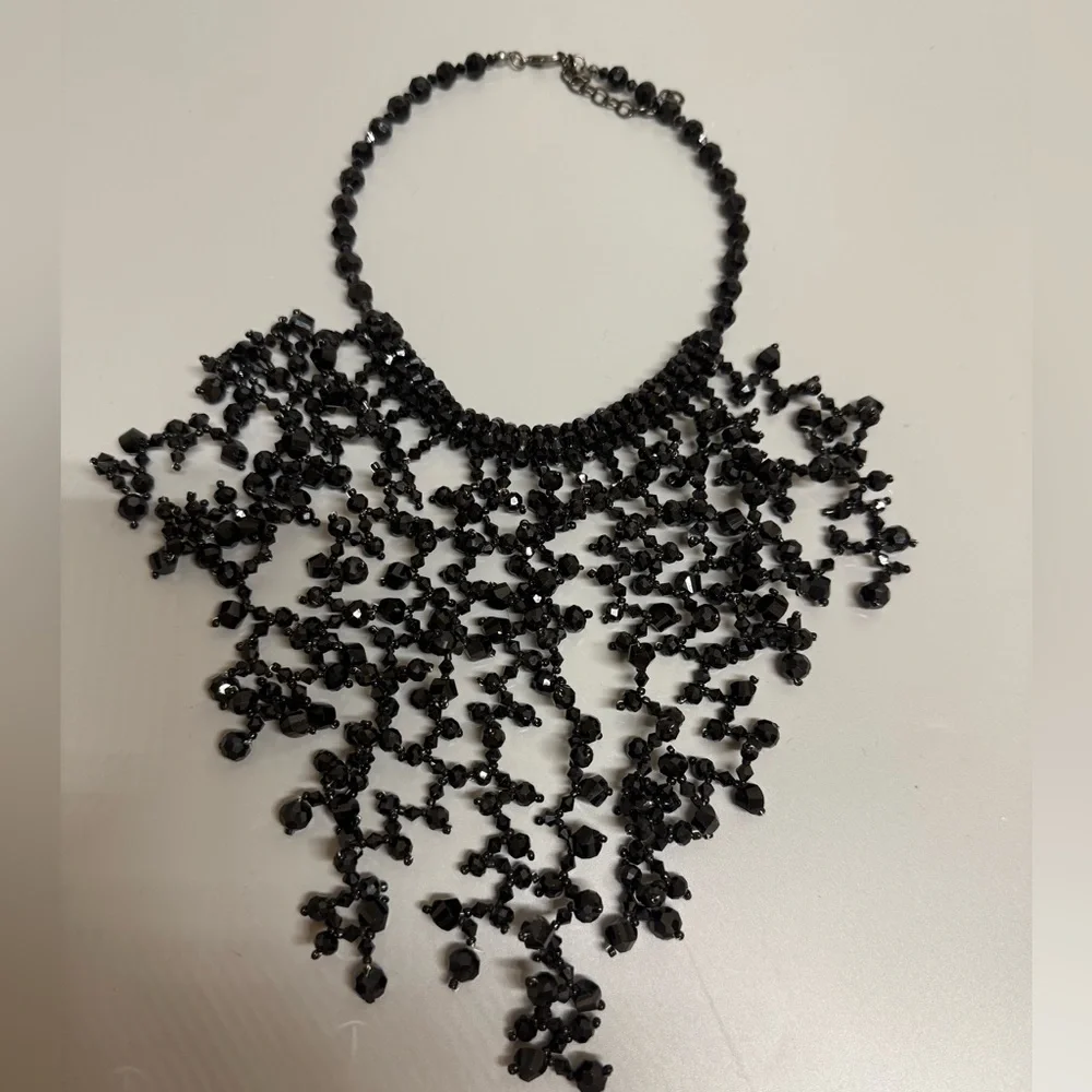 Black crystals Beaded Fringe Statement Necklace - Picture 4 of 11
